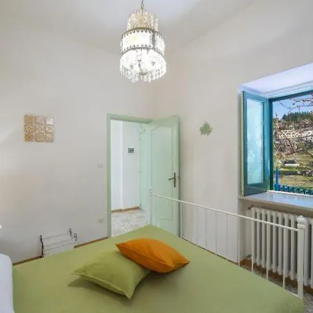 Holiday home Sleeps 2 Wifi Amalfi