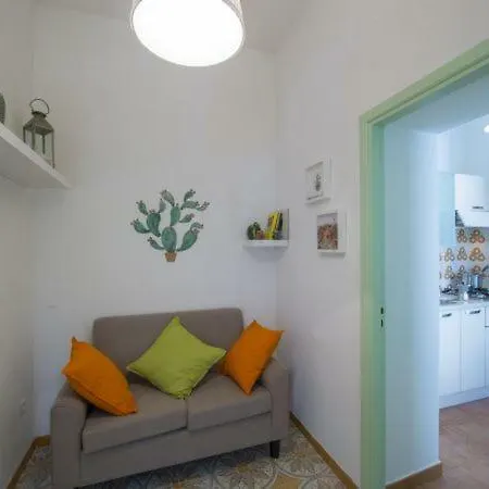 Sleeps 2 Wifi Holiday home